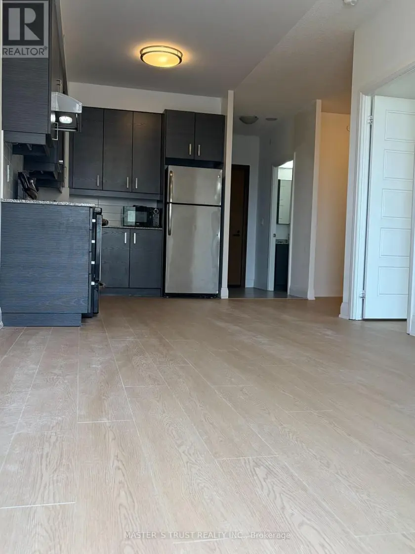 Apartment at 621 - 8228 BIRCHMOUNT ROAD, Markham