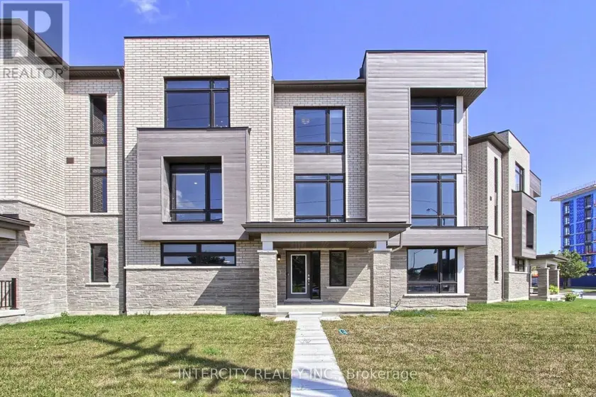 Townhouse at 130 BLICK CRESCENT, Aurora