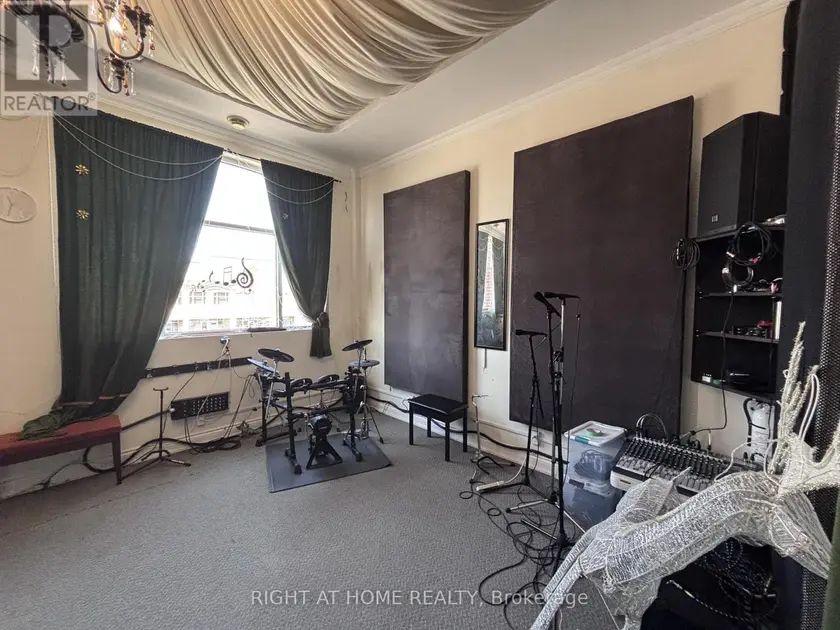 Other at 205 - 8791 WOODBINE AVENUE, Markham (Buttonville)