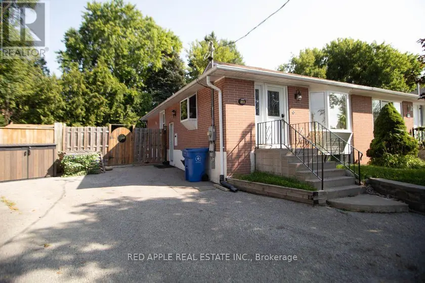Semi-Detached/Link at 126 LONGFORD DRIVE, Newmarket