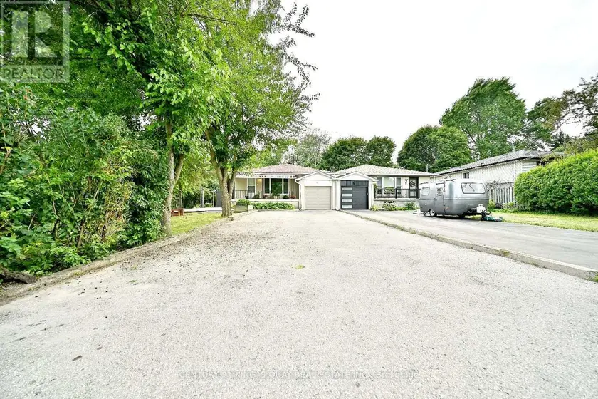 Semi-Detached/Link at 2 ROBINSON STREET, Markham