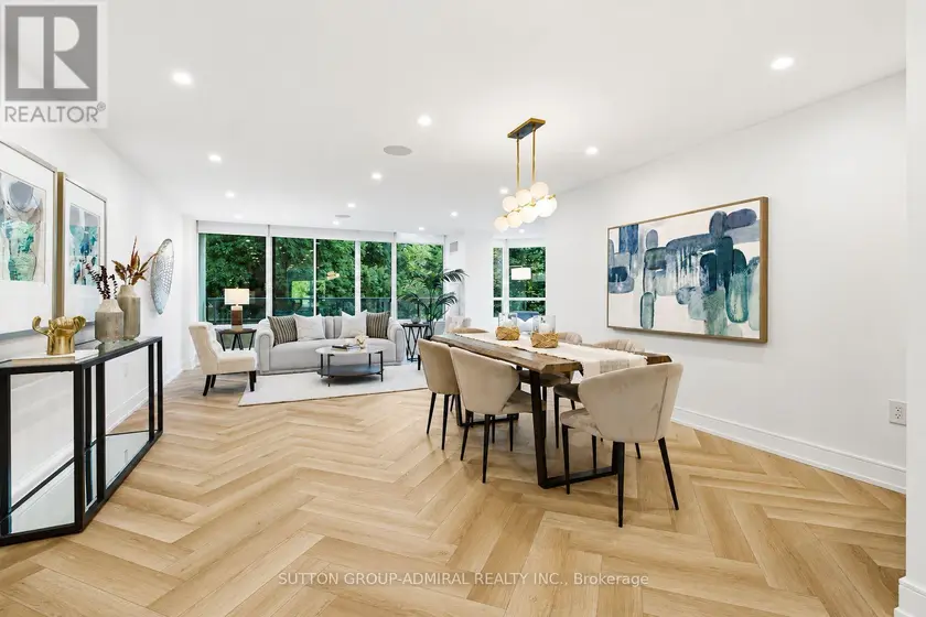 Apartment at 311 - 7250 YONGE STREET, Vaughan