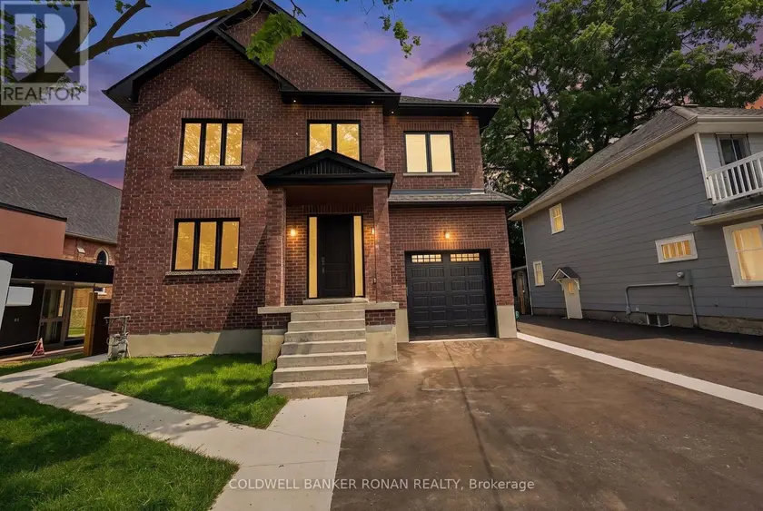 Detached at 59 WALKEM DRIVE, New Tecumseth