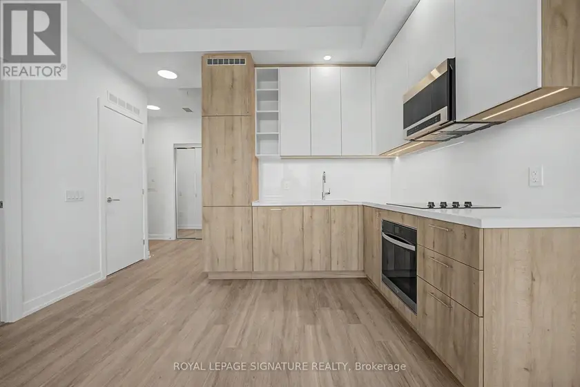 Apartment at 301 - 21 MEADOWVALE ROAD, Vaughan