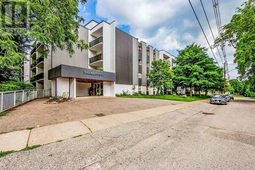 Multiplex at 403 - 7 ALBERT STREET, Whitchurch-Stouffville