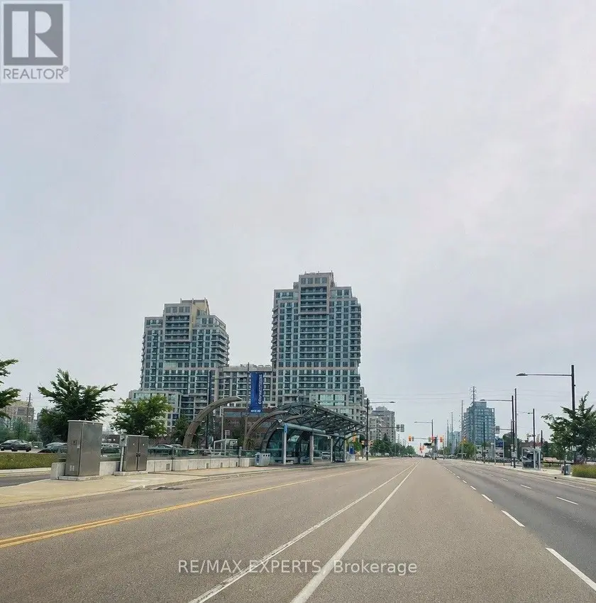 Apartment at 1611 - 9205 YONGE STREET, Richmond Hill (Langstaff)