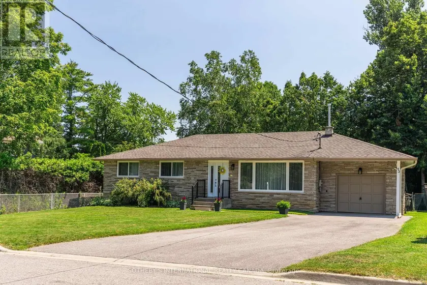 Detached at 43 NORTHWOOD ROAD, Georgina