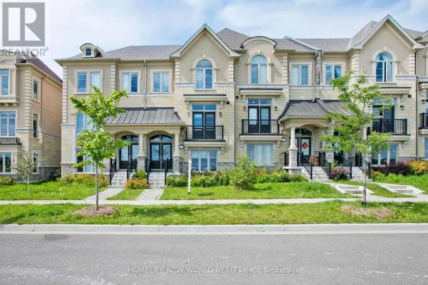 Townhouse at 18 CAMPOBELLO STREET, Vaughan