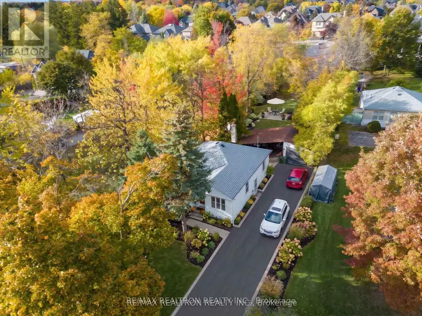 Detached at 162 WELDRICK ROAD W, Richmond Hill