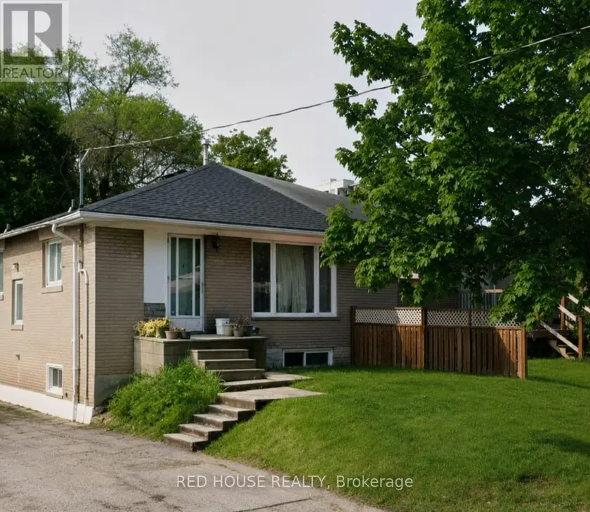 Semi-Detached/Link at 218 PENN AVENUE, Newmarket