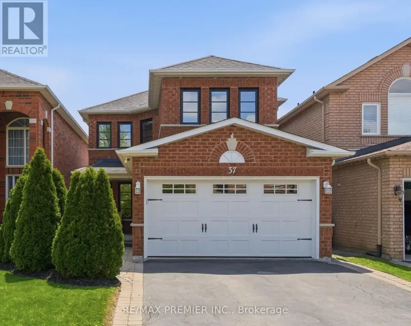 Detached at 37 PRINCETON GATE, Vaughan (Maple)