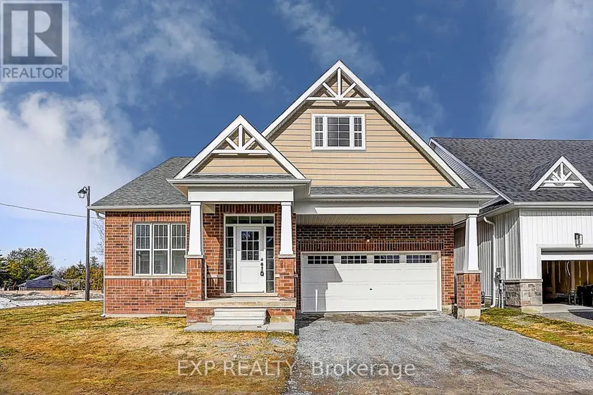Detached at 4 PALMIRA DRIVE, Georgina
