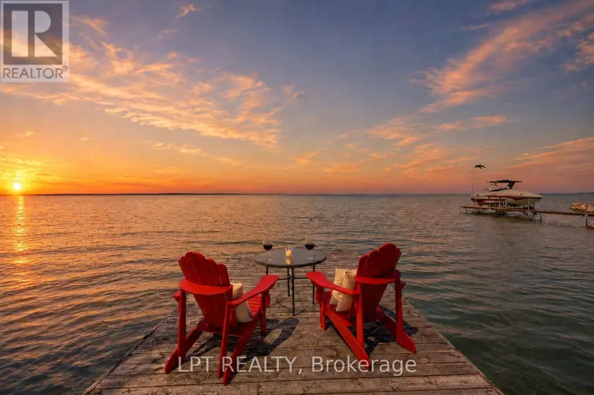 Detached at 173 LAKE DRIVE E, Georgina