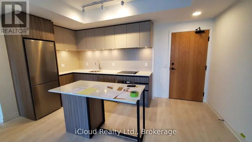 Apartment at 210 - 7950 BATHURST STREET, Vaughan