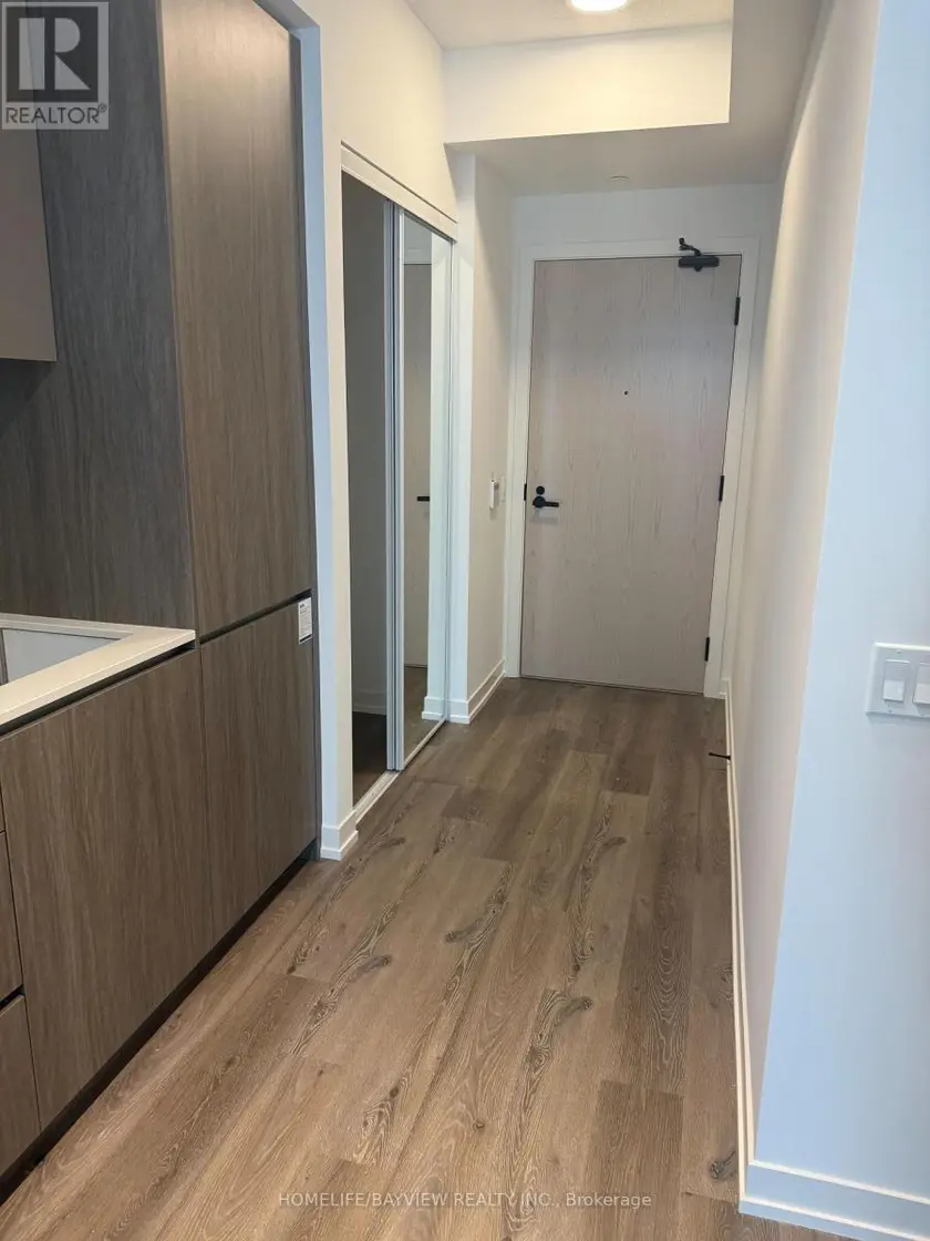 Apartment at 1016 - 28 INTERCHANGE WAY, Vaughan
