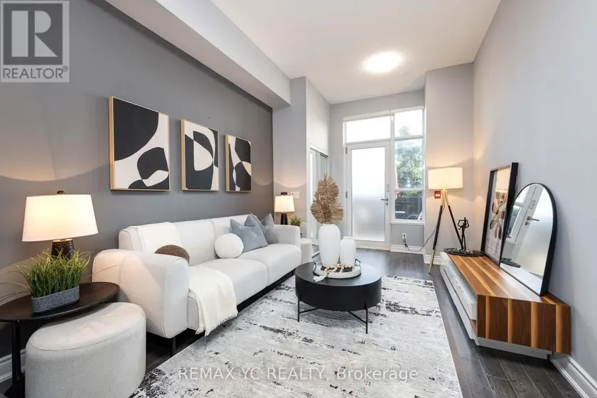 Townhouse at 110 - 38 CEDARLAND DRIVE, Markham (Unionville)