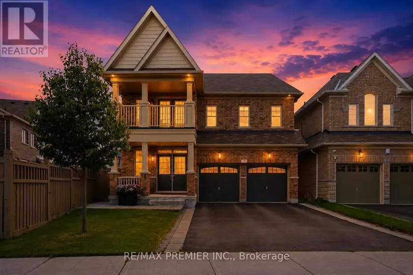 Detached at 2 TREMBLANT CRESCENT, Vaughan (Kleinburg)