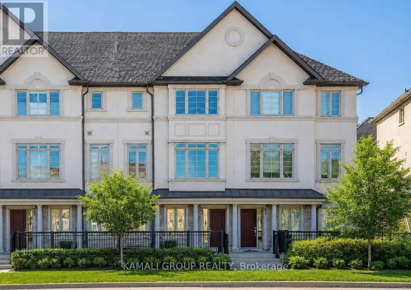 Townhouse at 39 BEVERLEY GLEN BOULEVARD, Vaughan