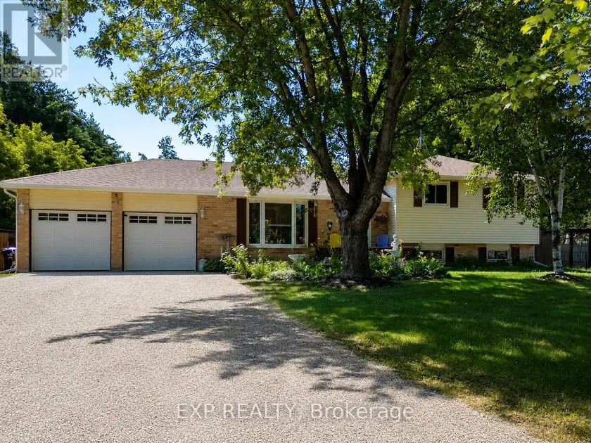 Detached at 8245 MAIN STREET, Adjala-Tosorontio