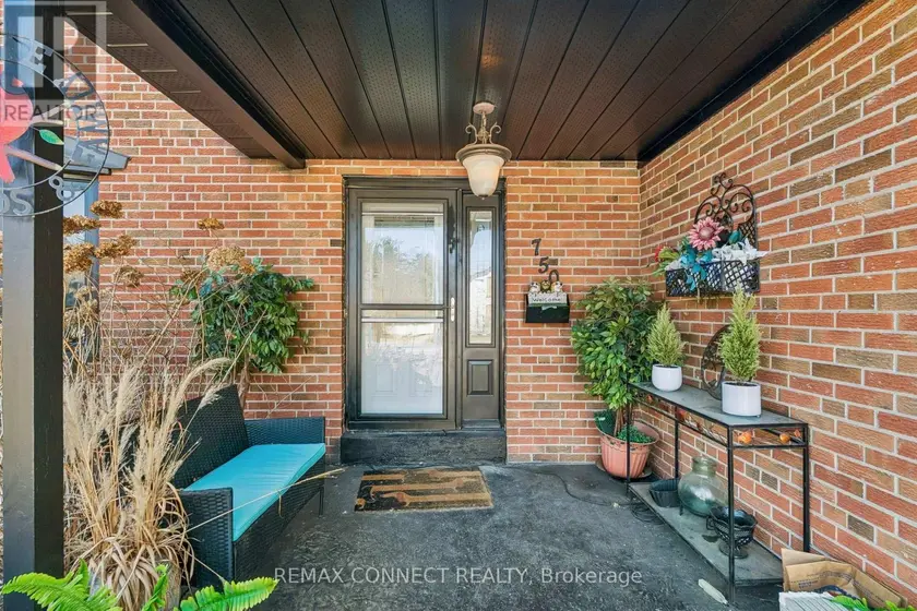 Detached at 750 GORHAM STREET, Newmarket