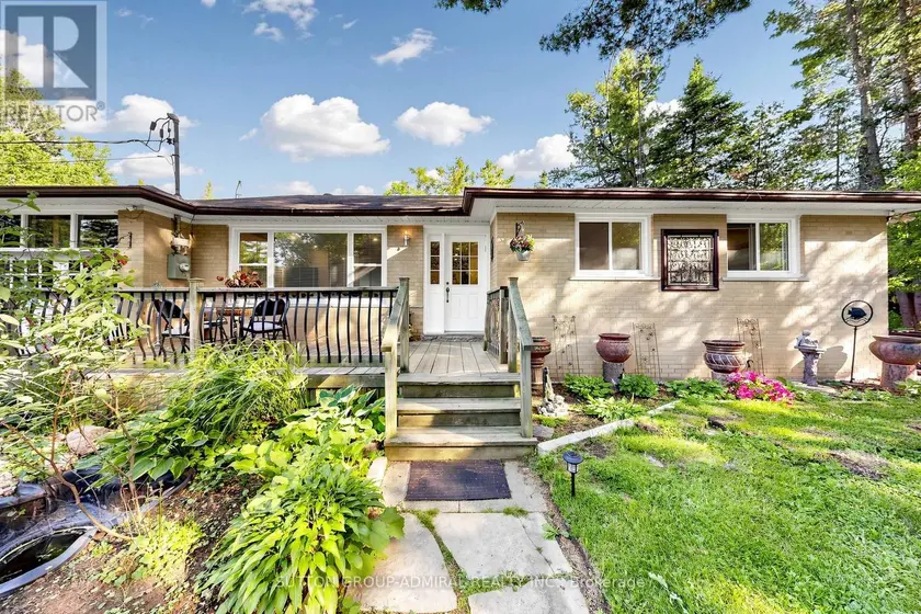 Detached at 49 KLIMEK BOULEVARD, Georgina