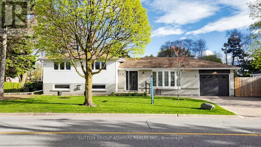 Detached at 218 BAY THORN DRIVE, Markham