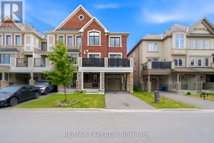 Townhouse at 15 MCGRATH AVENUE, Richmond Hill