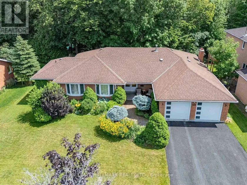 Detached at 185 AURORA HEIGHTS DRIVE, Aurora