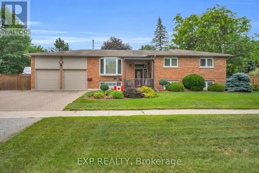 Detached at 113 ORIOLE DRIVE, East Gwillimbury