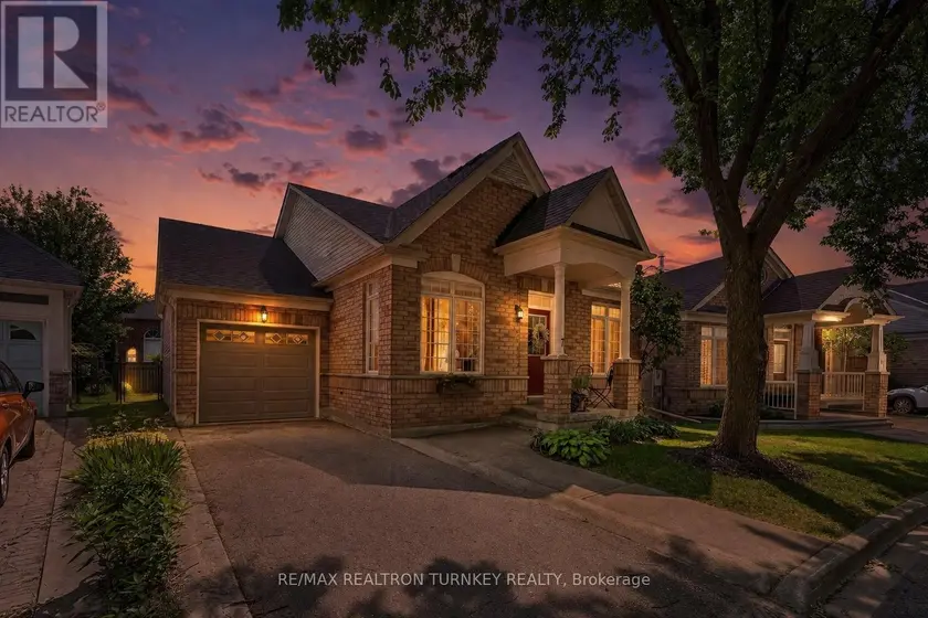 Detached at 7 THOMAS BALES DRIVE, Markham