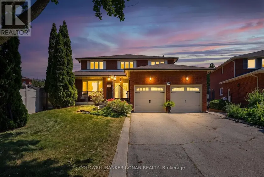 Detached at 33 MAREVAN PLACE, Vaughan