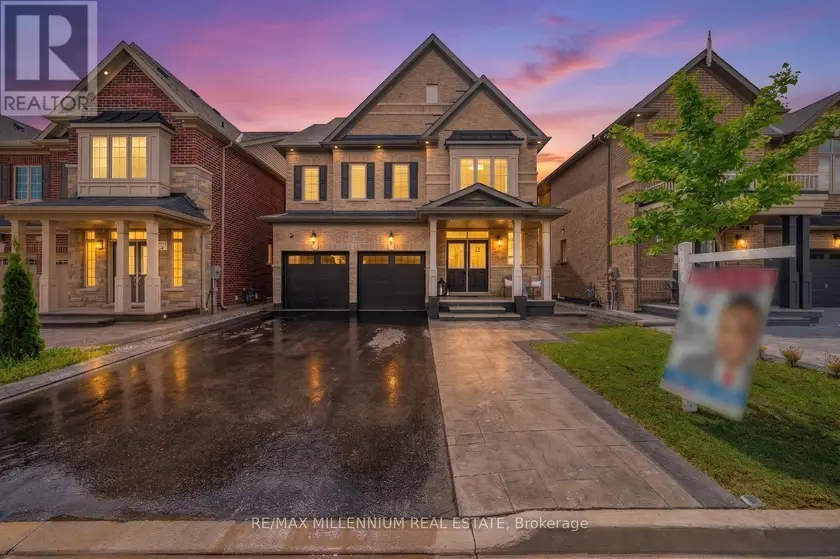 Detached at 18 BOONE CRESCENT, Vaughan