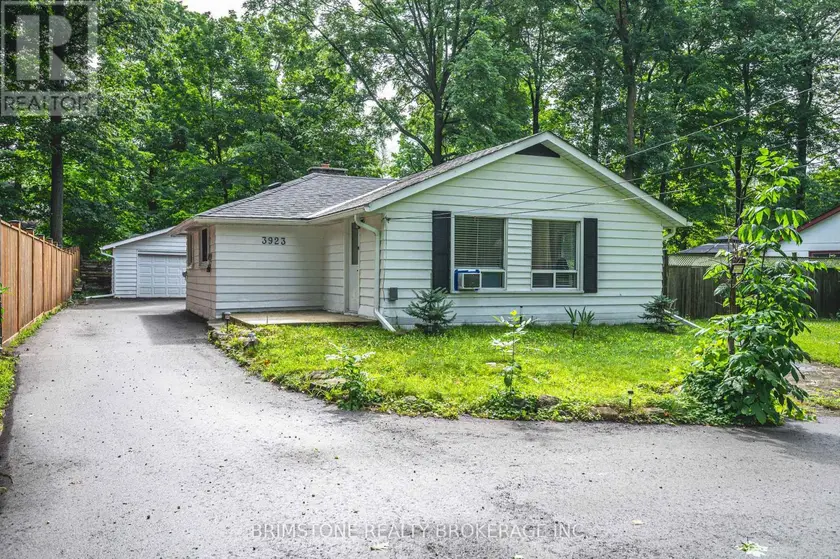 Detached at 3923 ALGONQUIN AVENUE, Innisfil