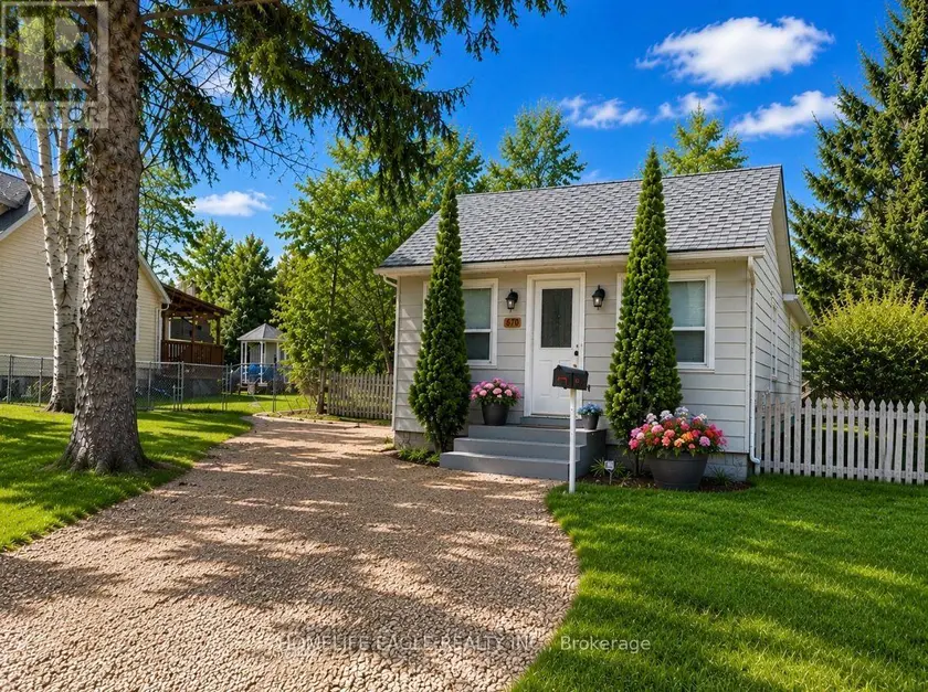 Detached at 142 RIVEREDGE DRIVE, Georgina