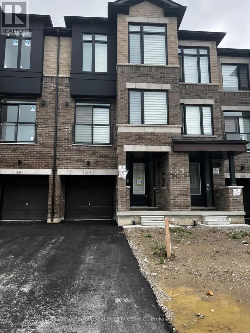 Townhouse at 202 TENNANT CIRCLE, Vaughan