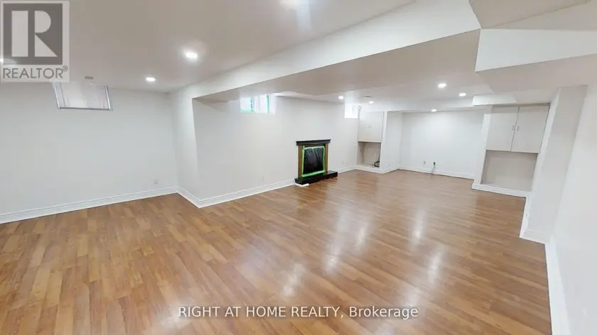 Detached at (LOWER) 31 NORTHGATE CRESCENT E, Richmond Hill