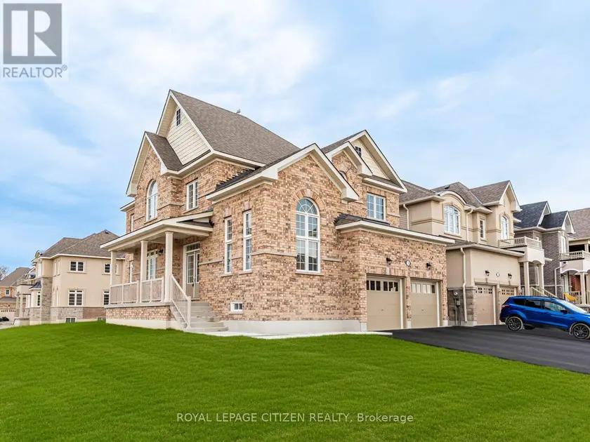 Detached at 2 WAYNE ALLISON DRIVE, Georgina