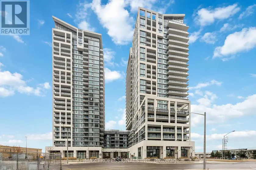 Apartment at 522 - 9000 JANE STREET, Vaughan