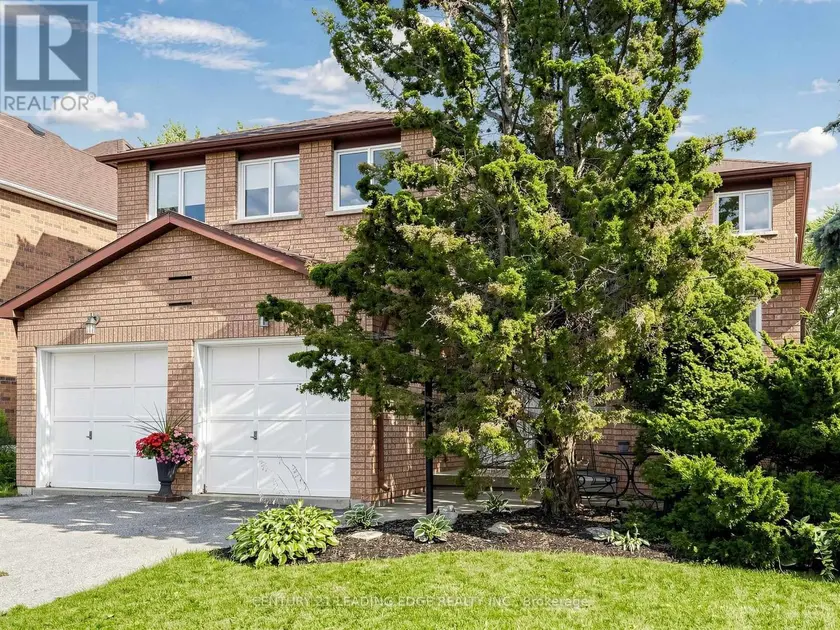 Detached at 379 MANHATTAN DRIVE, Markham