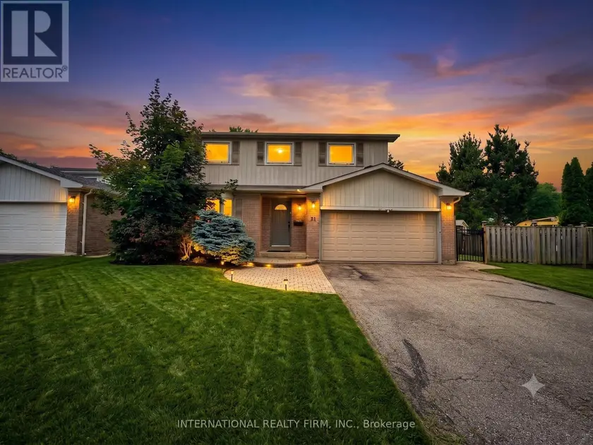 Detached at 21 MAYVERN CRESCENT, Richmond Hill
