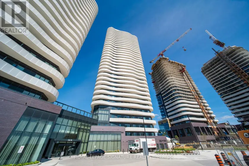 Apartment at 1518 - 6 FLAVELLE TRAIL, Vaughan