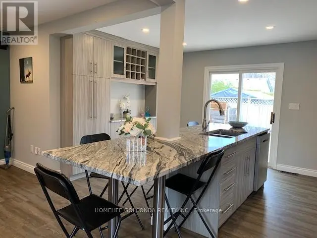 Detached at 240 PINE BEACH DRIVE, Georgina