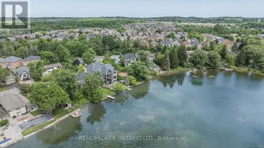 Detached at 429 NORTH LAKE ROAD, Richmond Hill