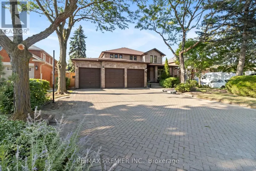 Detached at 85 CALGARY GARDENS, Vaughan