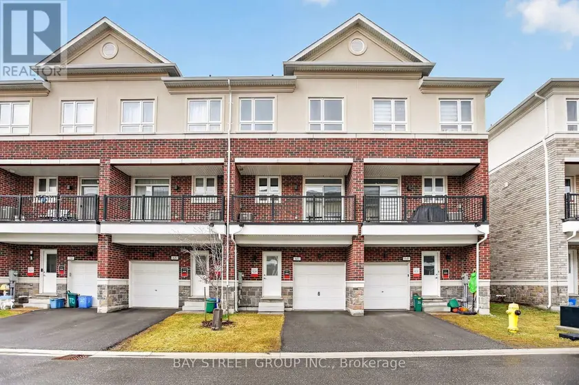Townhouse at 23 IMPERIAL COLLEGE LANE, Markham