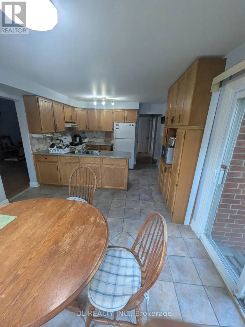 Detached at 37 GARNISH GREEN GROVE, Markham