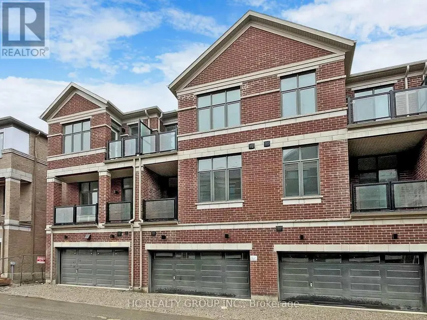 Townhouse at 28 MILLMAN LANE, Richmond Hill