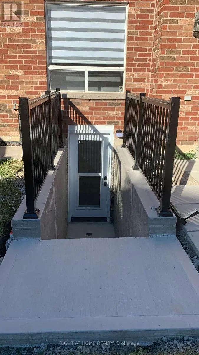 Townhouse at BSMET - 75 MAFFEY CRESCENT, Richmond Hill