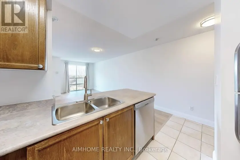 Apartment at 413 - 3 ELLESMERE STREET, Richmond Hill