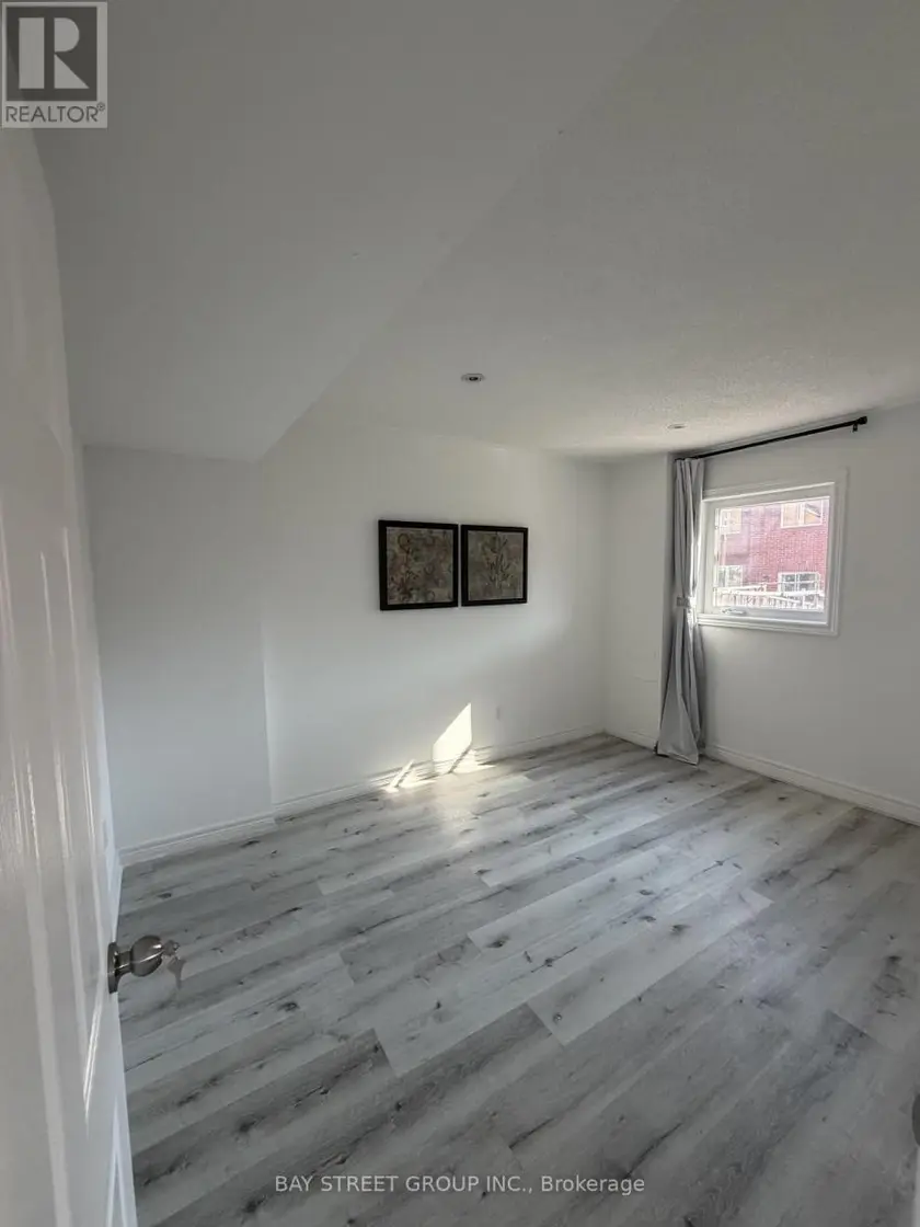 Detached at 196 COLESBROOK ROAD, Richmond Hill